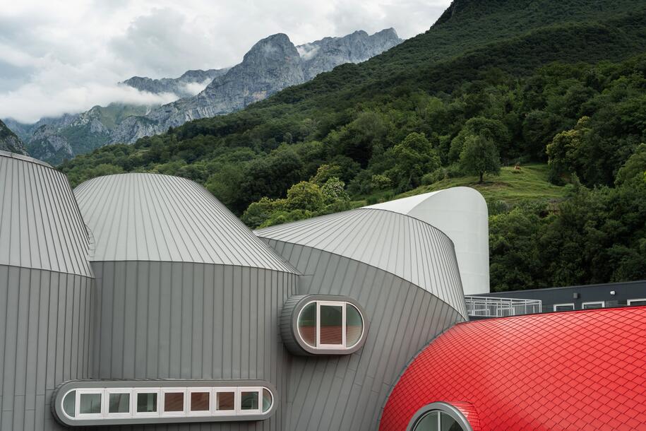 Moto Guzzi è tutta nuova: fabbrica e museo svelati alle GMG 2026 