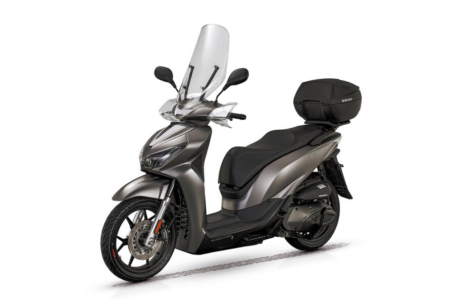 QJ Motor SQ 350: pratico e ben dotato per conquistare la città