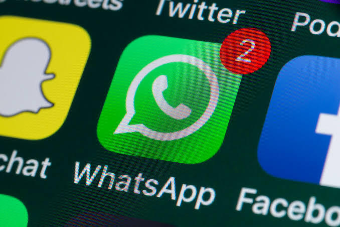 Multe autovelox su WhatsApp? La raccomandata digitale ora è possibile 