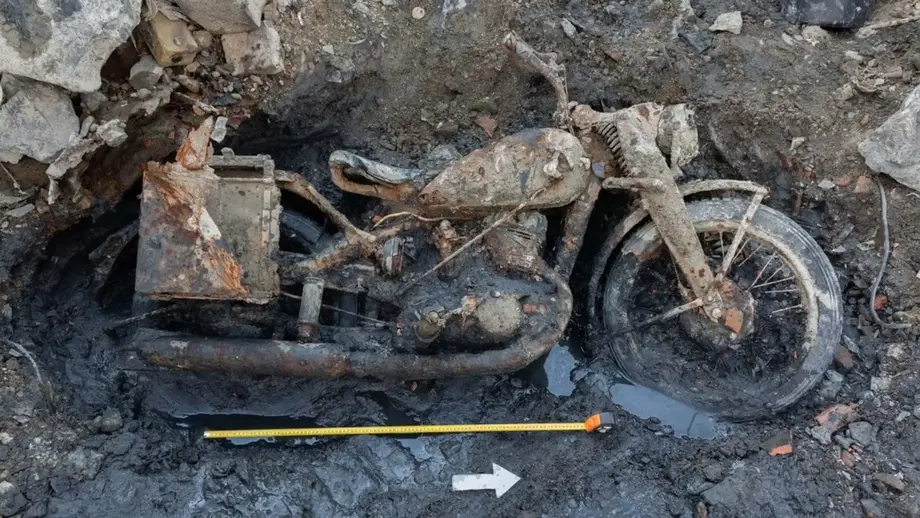 Siccità, dal Danubio riemerge la Guerra: moto e navi della ritirata nazista