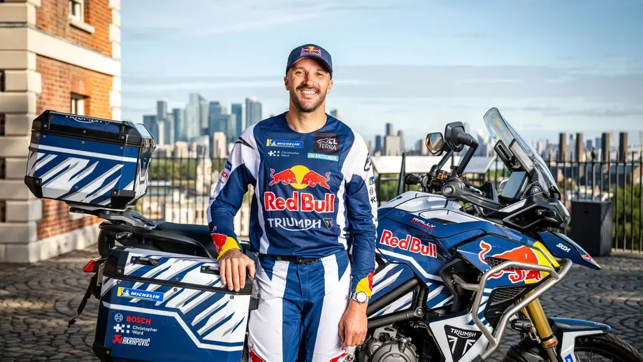 Sam Sunderland tenta il record: giro del mondo in moto in 19 giorni 