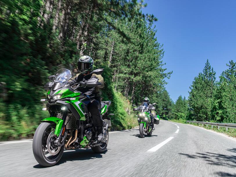 Kawasaki Versys 900 2027: quanto costa e come è fatta