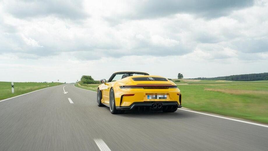 Svernicia l'autovelox a 312 km/h, ma il radar non sarebbe omologato per misurarlo