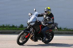 Moto Morini X-Cape 700: facile e bella perché l'anima è italiana