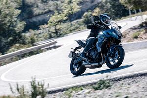 Triumph Tiger Sport 660: la crossover per cominciare